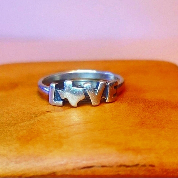 Retired James Avery Love Texas Ring, size 8.75? PLEASE SEE ALL PICS - Picture 8 of 10